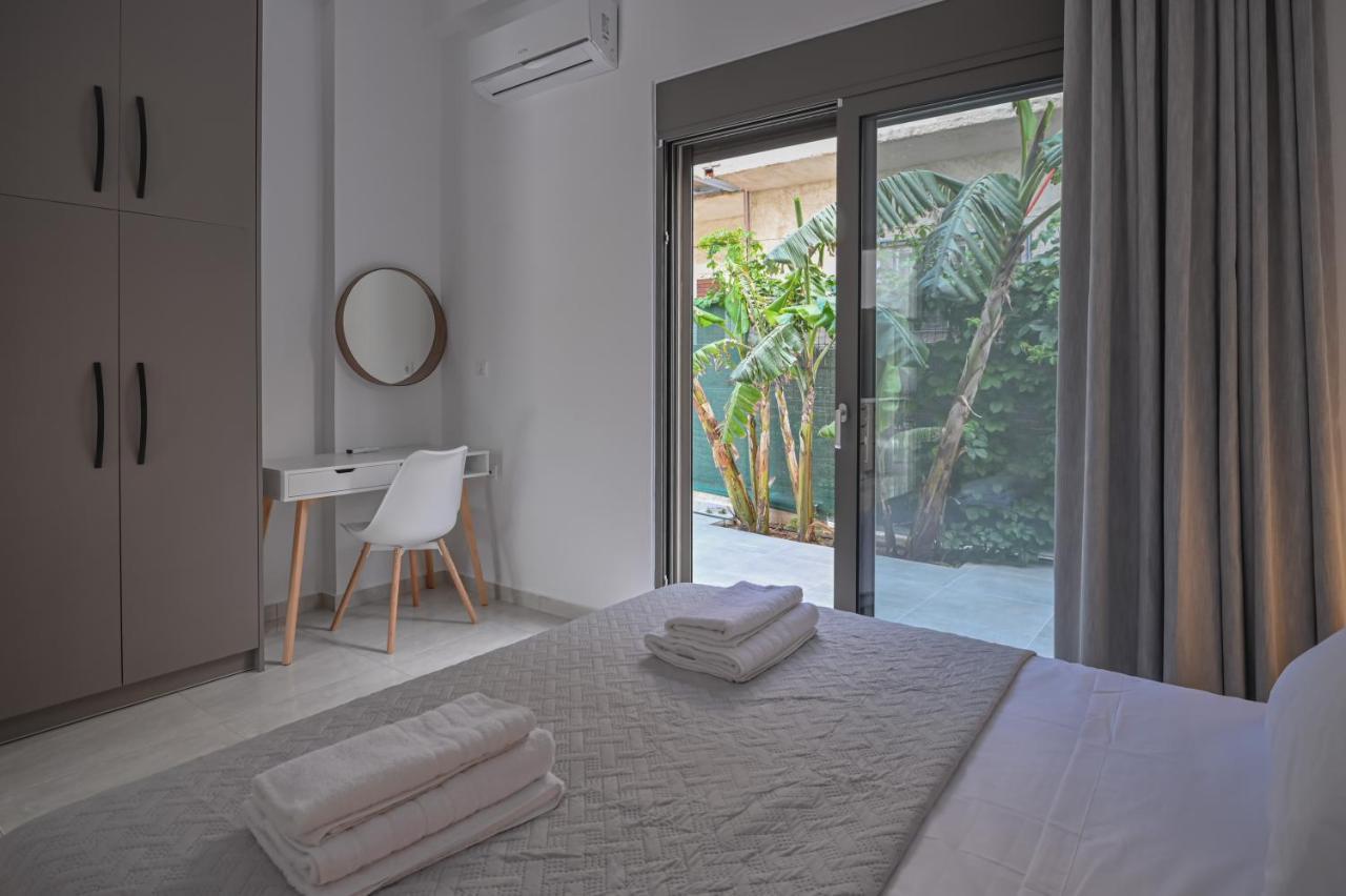 Moka Apartments Chrissi Akti Chania Exterior foto