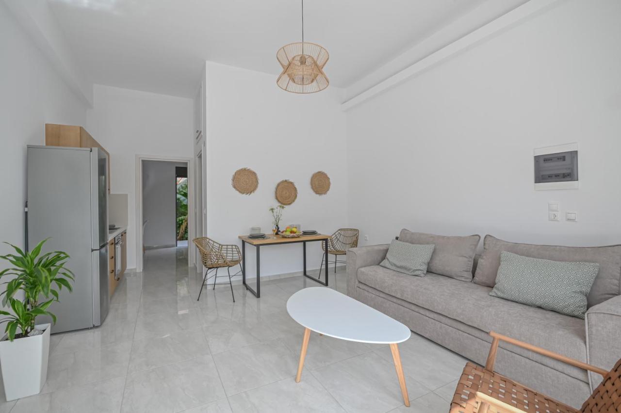 Moka Apartments Chrissi Akti Chania Exterior foto