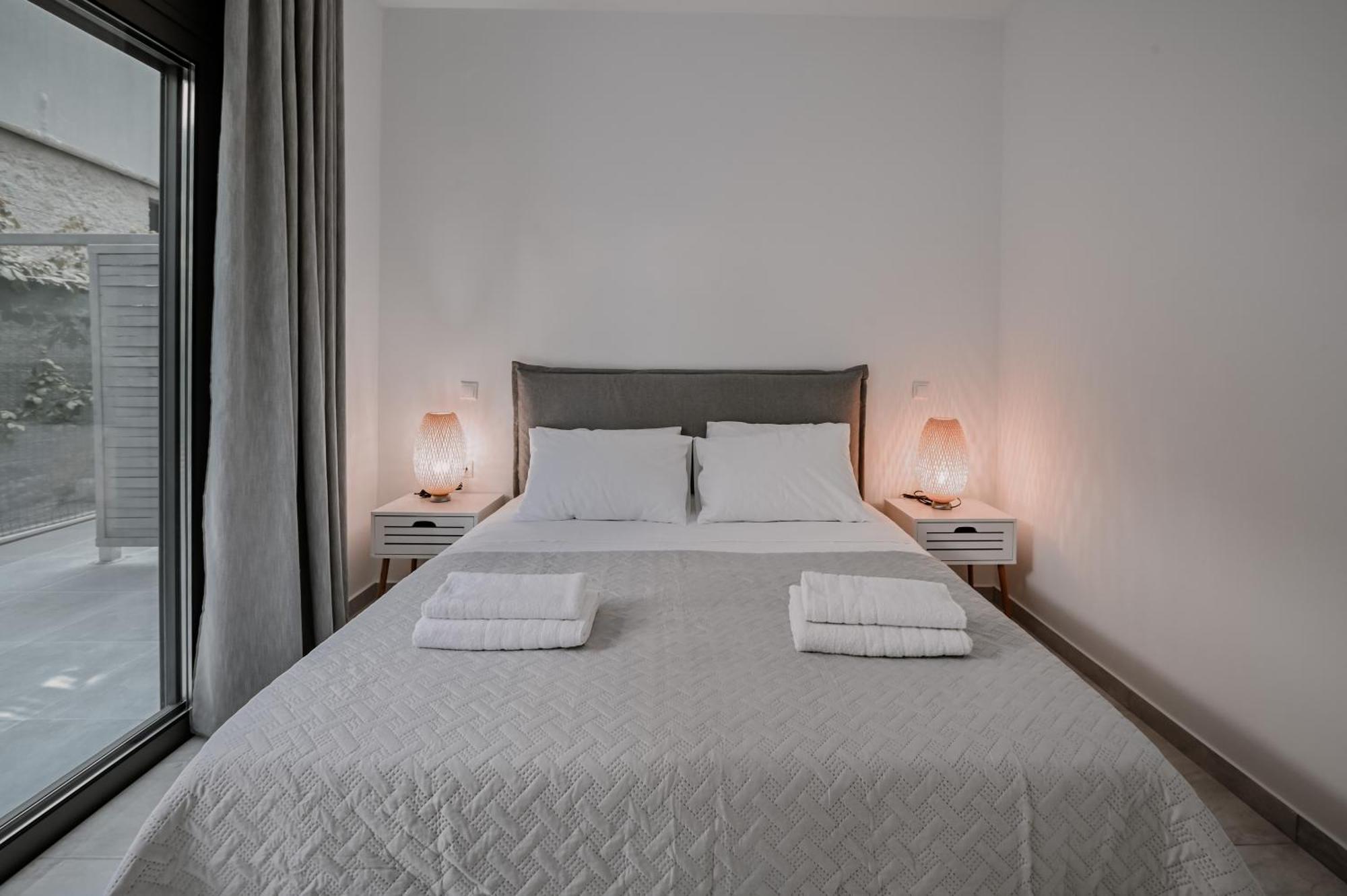 Moka Apartments Chrissi Akti Chania Quarto foto